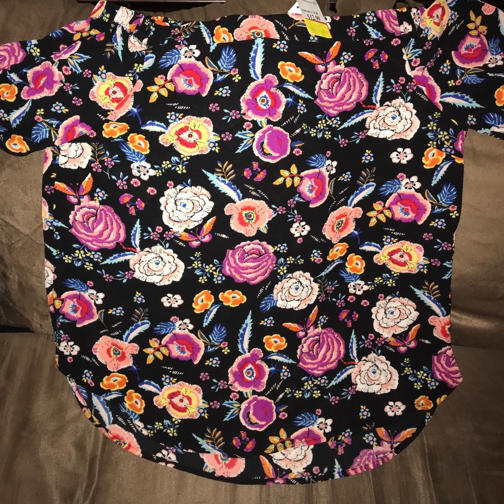 Woman’s blouse